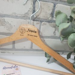 Perchas madera
